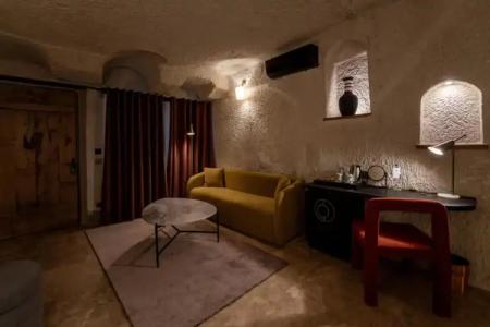 Artemis Cave Suites & Spa - 18