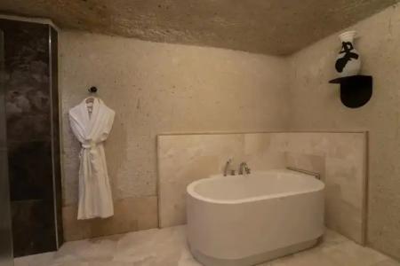 Artemis Cave Suites & Spa - 9