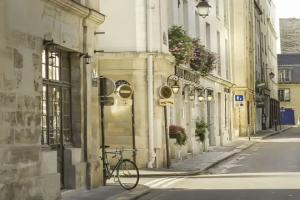 Отель «Hôtel Jeanne d'Arc Le Marais», Париж