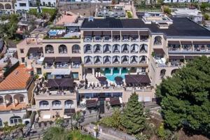 Отель «Capri Tiberio Palace», Капри