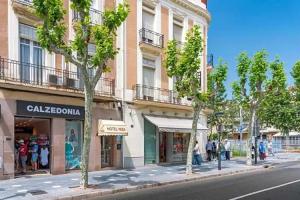 Hotel «Niza», Салоу