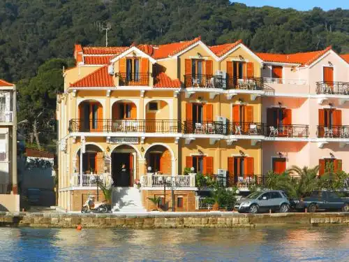 Aggelos Kefalonia - 0