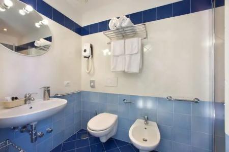 Al Centro Suites - 45