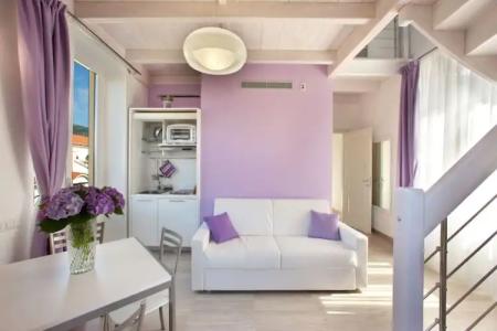 Al Centro Suites - 76