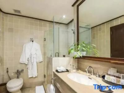 Chatrium Royal Lake Yangon - 262