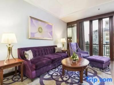 Chatrium Royal Lake Yangon - 260