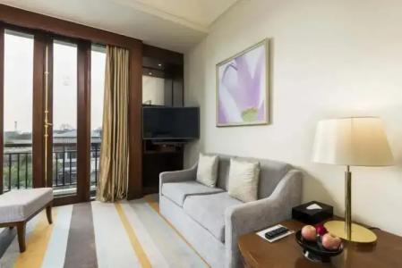 Chatrium Royal Lake Yangon - 175