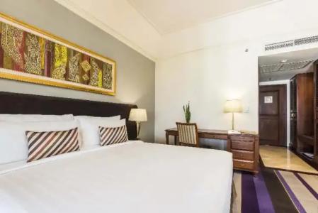 Chatrium Royal Lake Yangon - 62