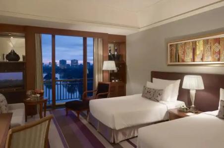 Chatrium Royal Lake Yangon - 7