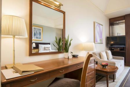 Chatrium Royal Lake Yangon - 132