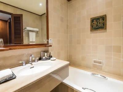 Chatrium Royal Lake Yangon - 167