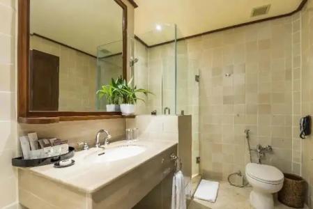 Chatrium Royal Lake Yangon - 58