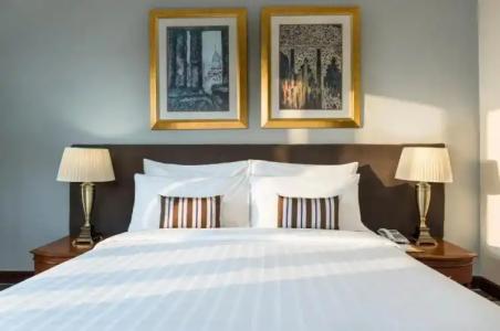 Chatrium Royal Lake Yangon - 192