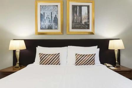 Chatrium Royal Lake Yangon - 223