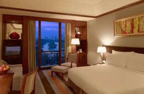 Chatrium Royal Lake Yangon - 154