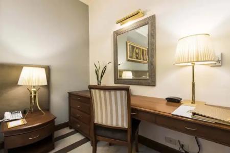 Chatrium Royal Lake Yangon - 208