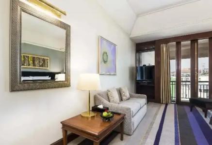 Chatrium Royal Lake Yangon - 84