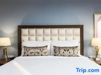 Chatrium Royal Lake Yangon - 293