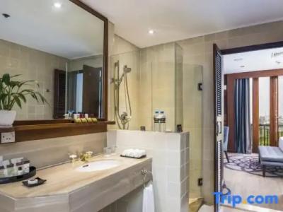 Chatrium Royal Lake Yangon - 287