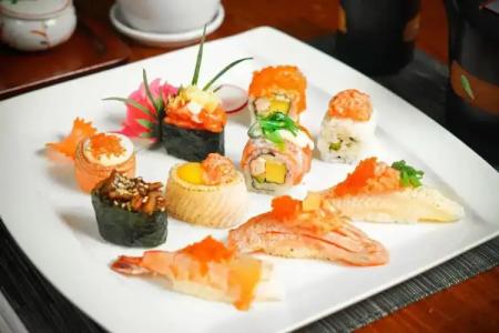 Chatrium Royal Lake Yangon - 12