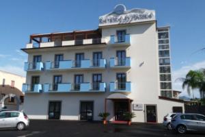 Hotel Riviera Azzurra, Оливери