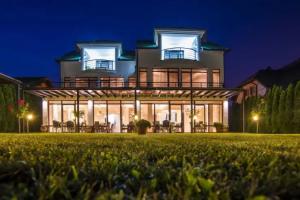 Guest House Panorama Aqualux, Нови-Сад