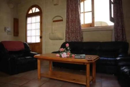 Tas summiena Farmhouse Gozo - 2