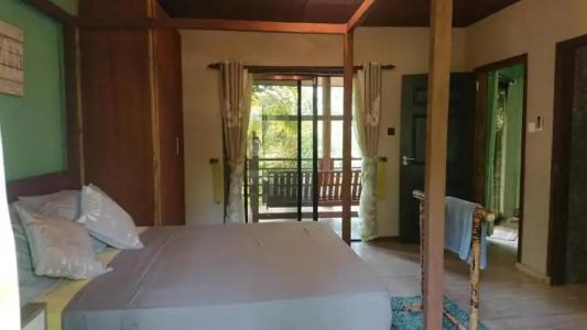 A Peace In Paradise - 11