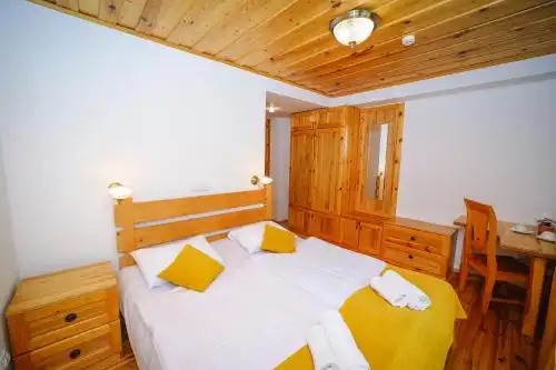 Alpenhaus Kazbegi & Restaurant - 22