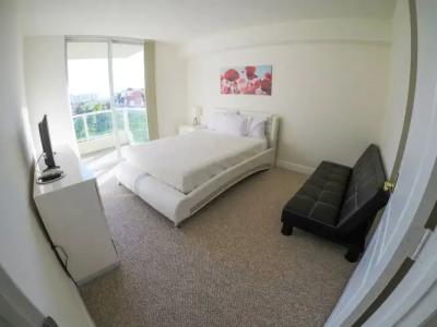 Intracoastal Sunny Isles - 5