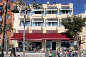 Maravellia Art hotel, Лутра-Эдипсу