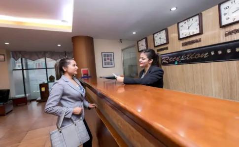 Summit Residency - 26