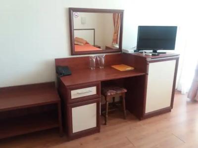 Южни нощи семеен хотел Свети Влас - 12