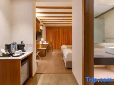 Club Himalaya, By Aces - 88