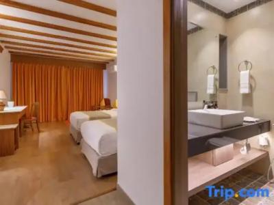 Club Himalaya, By Aces - 91