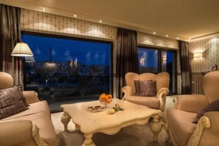 InterVeliko Tarnovo - 1