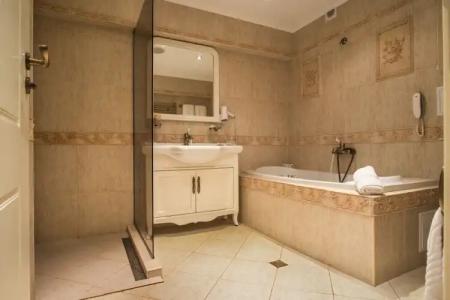 InterVeliko Tarnovo - 9