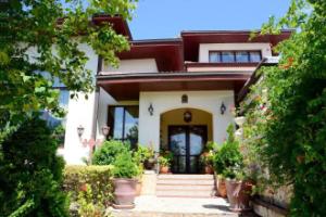 Отель «Dallas Residence Suites», Варна