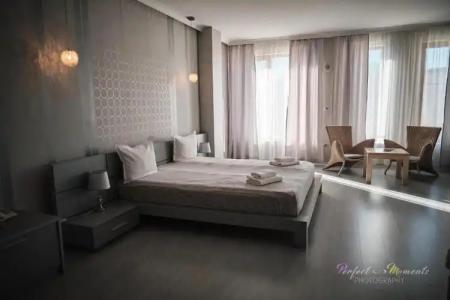 Classic - Free Parking - 50