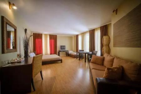 Classic - Free Parking - 41