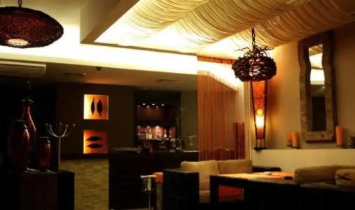 Classic - Free Parking - 14