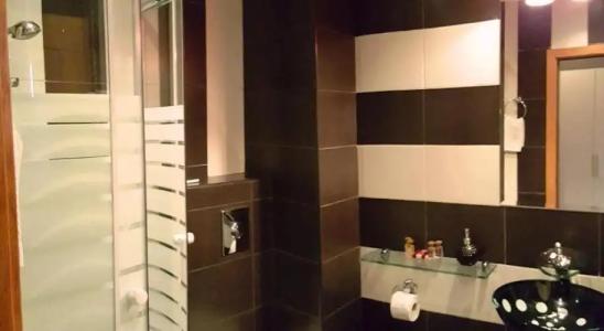 Classic - Free Parking - 8