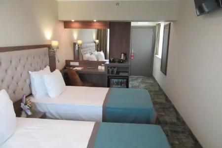 & Casino Cherno More - 3