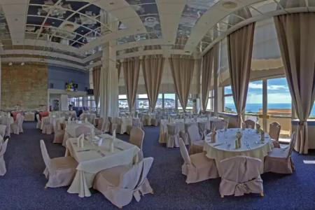 & Casino Cherno More - 18