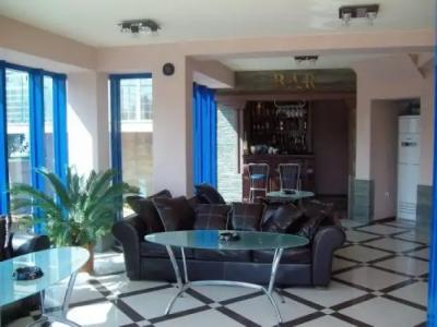 Twins Palace ApartHotel - 7