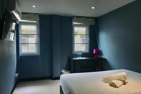 The Little Pig Sukhumvit - 4