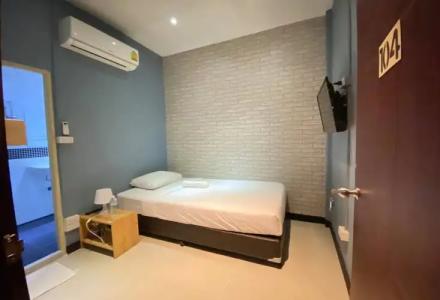 The Little Pig Sukhumvit - 2