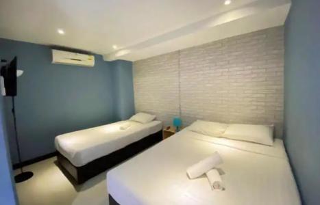 The Little Pig Sukhumvit - 28