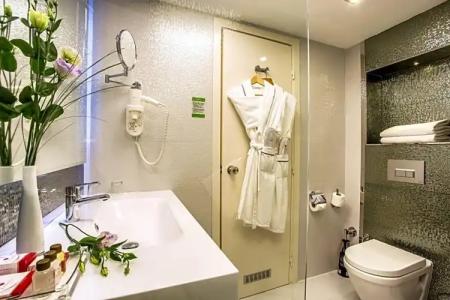 Ramada by Wyndham Sofia City Center - 34