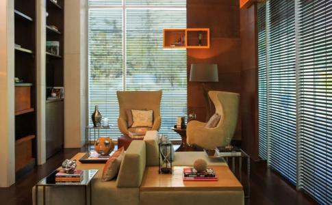 Renaissance by Marriott - 15